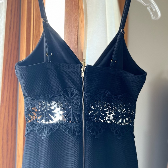 Haute Monde Sexy Black Dress. Decorative Black Lace Below Bust. Size Small. - Picture 4 of 9